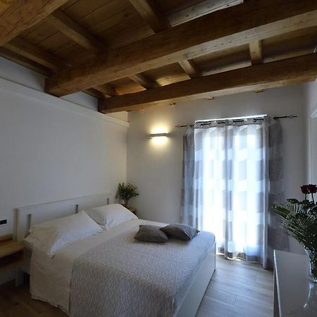 Le Benedettine Affittacamere Relais Фонди Экстерьер фото