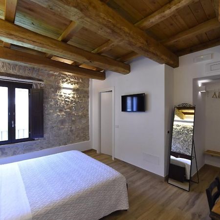Le Benedettine Affittacamere Relais Фонди Экстерьер фото