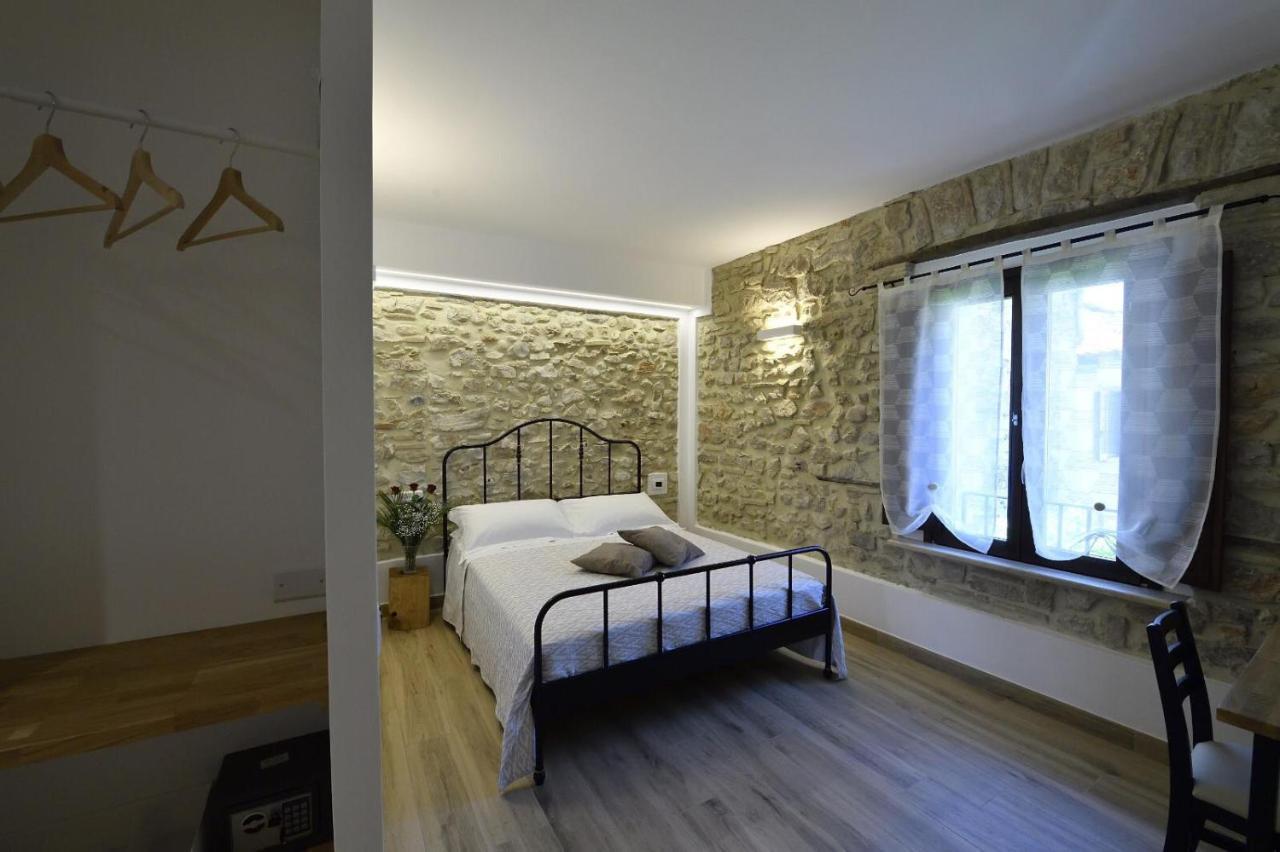 Le Benedettine Affittacamere Relais Фонди Экстерьер фото
